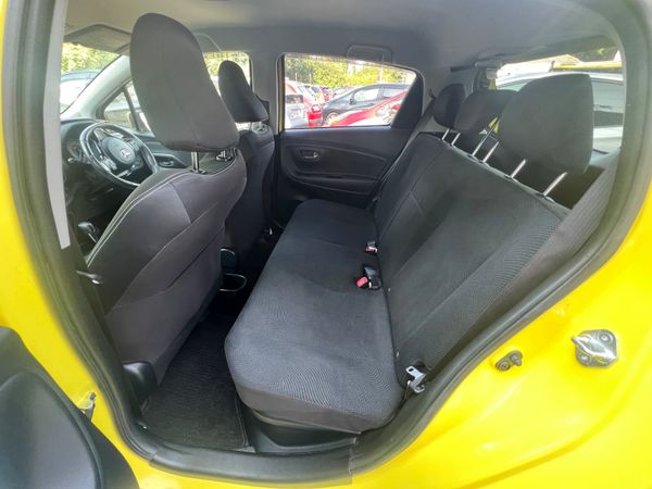 Toyota vitz 2017** hybird low Milage -** 364252595