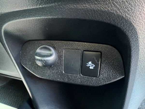 Toyota vitz 2017** hybird low Milage -** 364252597