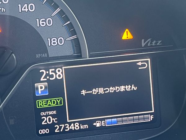 Toyota vitz 2017** hybird low Milage -** 364252593