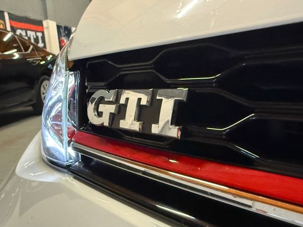 VW Golf 2.0 GTi MK7.5 5 Door 364253052