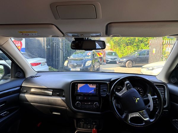 2016 Mitsubishi Outlander GX3+ PHEV 200BHP 364267031