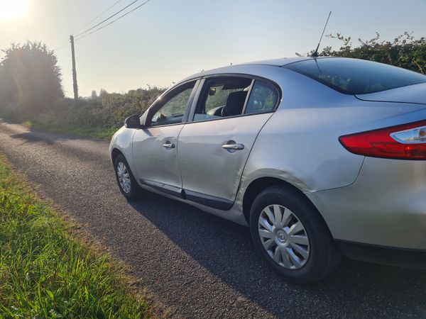 2011 Renault Fluence 1.5Dci Nct08/26 low Km's 364284544