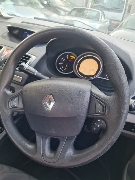 2011 Renault Fluence 1.5Dci Nct08/26 low Km's 364284577