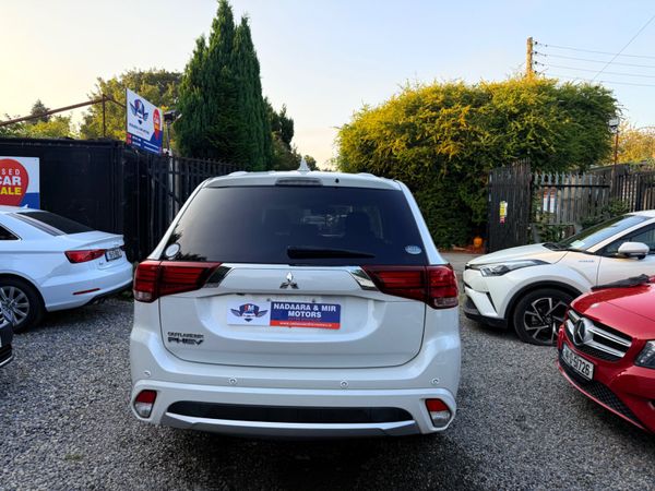 2017 Mitsubishi Outlander PHEV 200BHP 364287945