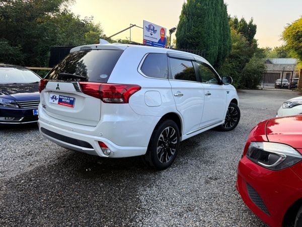 2017 Mitsubishi Outlander PHEV 200BHP 364287942