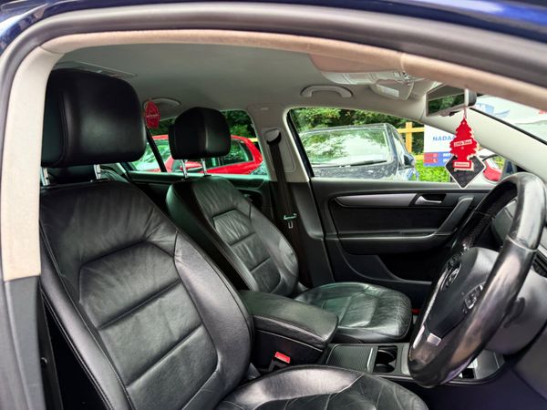 2014 Volkswagen Passat (Automatic ) 364288384