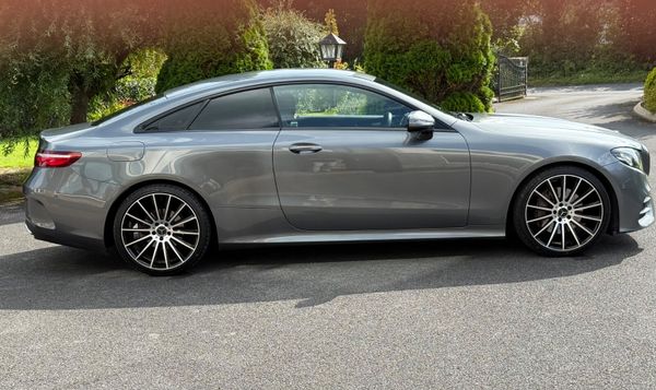 Mercedes E220d AMG Line Coupe *Night Pack* 364289574