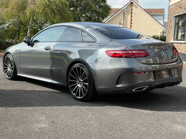 Mercedes E220d AMG Line Coupe *Night Pack* 364289576