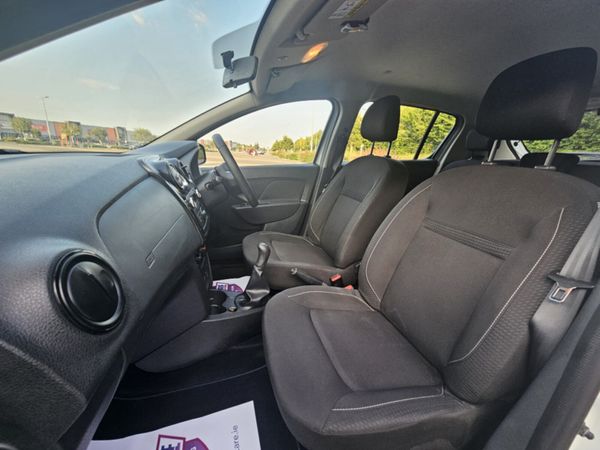 Dacia Sandero 1.0 PETROL AMBIANCE MODEL*LOW MILEAG 364299879