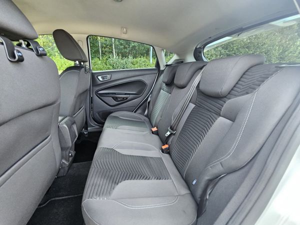 Ford Fiesta 1.0 PETROL AUTOMATIC ST LINE  * HIGH S 364299906