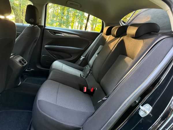 Opel Insignia 2018 Diesel Nice Spec 364308947