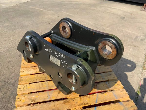 UNUSED HILL QUICK HITCH....80mm PINS.......1487. 364338447