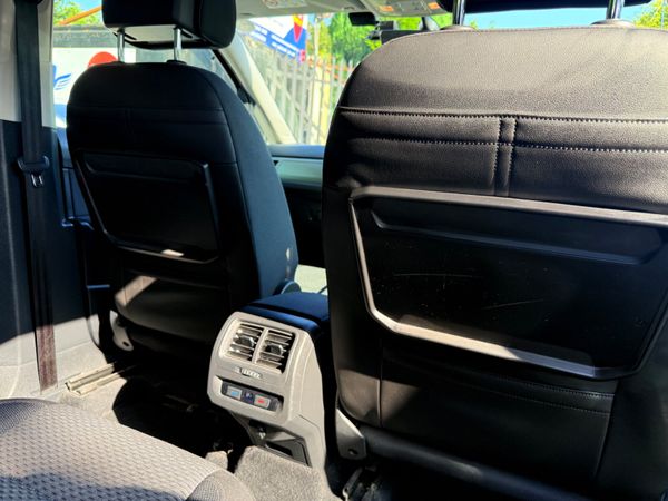Volkswagen Touran TSI COMFORT LINE (7 SEATER AUTO) 364333069