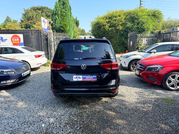 Volkswagen Touran TSI COMFORT LINE (7 SEATER AUTO) 364333060