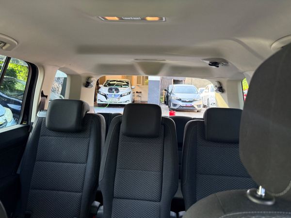 Volkswagen Touran TSI COMFORT LINE (7 SEATER AUTO) 364333078