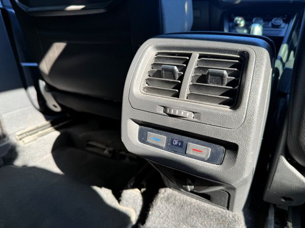 Volkswagen Touran TSI COMFORT LINE (7 SEATER AUTO) 364333079