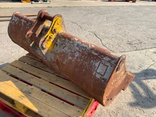 60" GEITH GRADING BUCKET.....45mm PINS......23c. 364343164