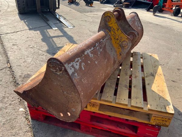60" GEITH GRADING BUCKET.....45mm PINS......23c. 364343160