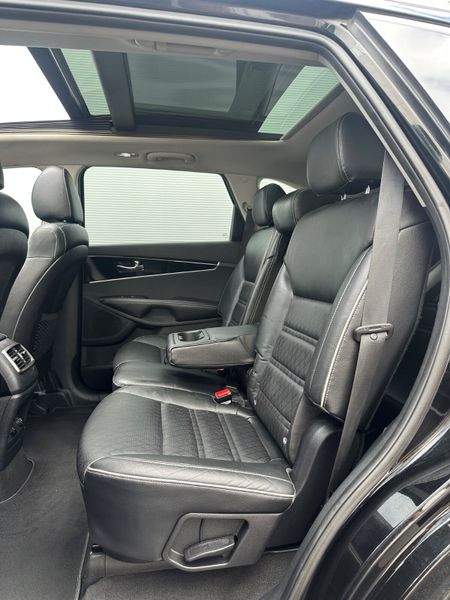 Kia Sorento 7seat GT Auto 364356894