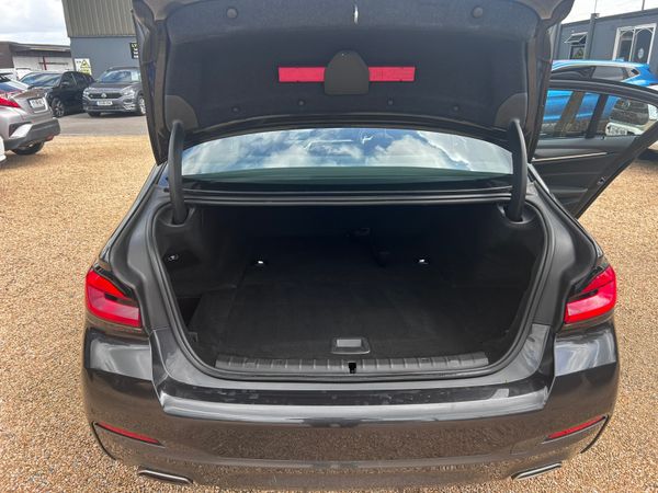 BMW 530E XDRIVE MSPORT 364357287