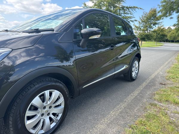 Renault Captur 2017 Automatic Low Mileage 364368944