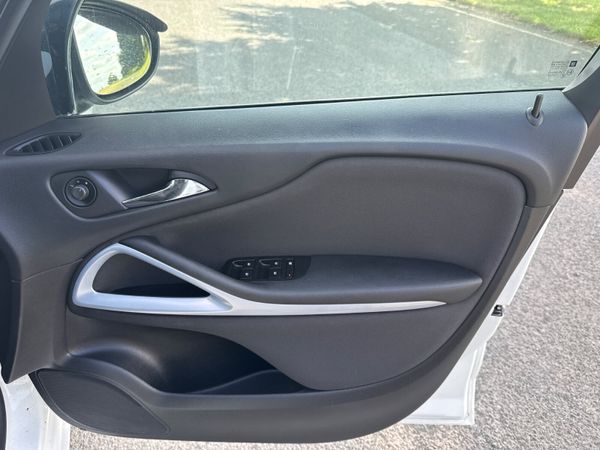 Opel Zafira 2017 SC 1.4 Automatic 364372697