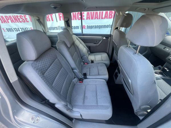 Volkswagen Touran 2007 364382297