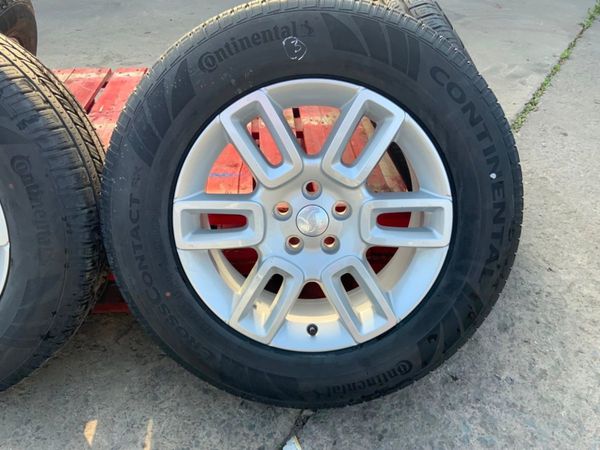 19" LAND ROVER DEFENDER ALLOYS & TYRES. 364392709