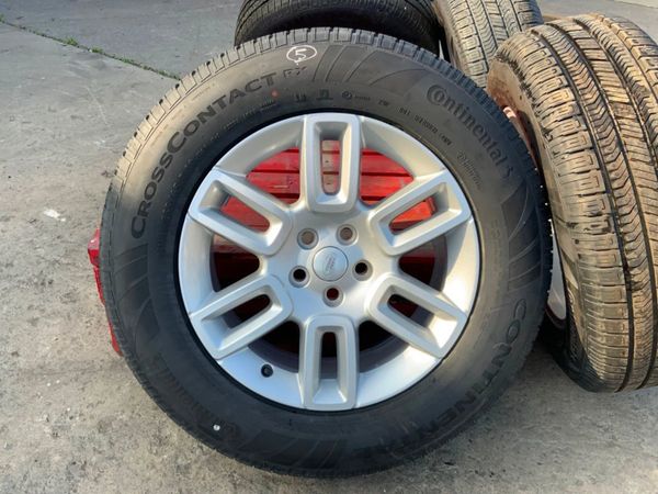 19" LAND ROVER DEFENDER ALLOYS & TYRES. 364392712