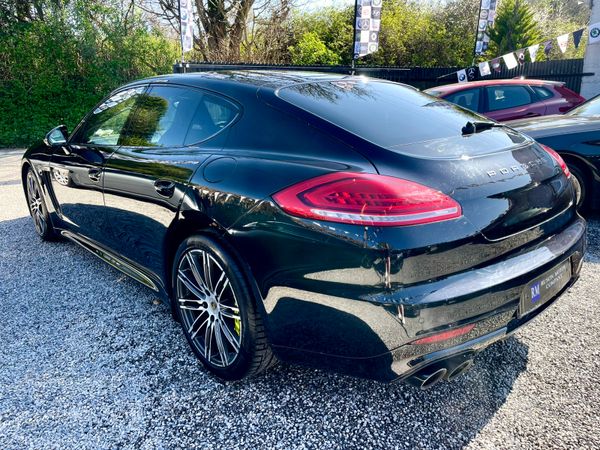 152 Porsche Panamera PLUG-IN HYBRID 3.0 364448134