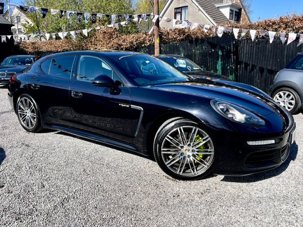 152 Porsche Panamera PLUG-IN HYBRID 3.0 364448136