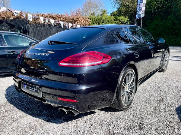 152 Porsche Panamera PLUG-IN HYBRID 3.0 364448137