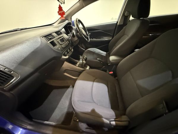 Kia Rio 1.4 L CRDi - Petrol Manual 364440246