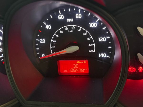 Kia Rio 1.4 L CRDi - Petrol Manual 364440257