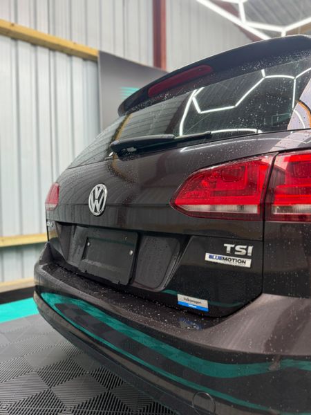 Volkswagen Golf 2015 - Automatic + Lounge spec 364442288
