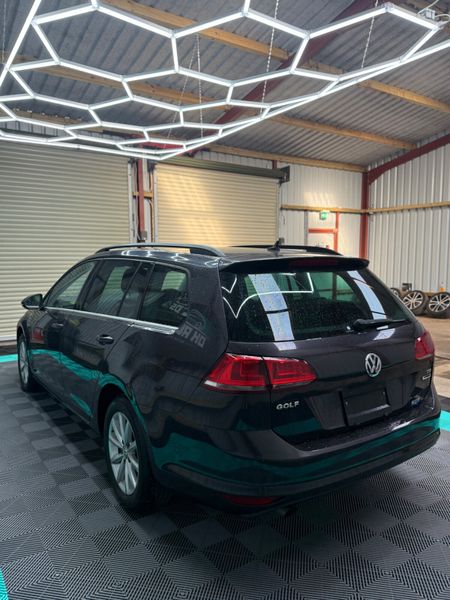 Volkswagen Golf 2015 - Automatic + Lounge spec 364442306