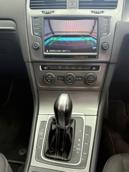 Volkswagen Golf 2015 - Automatic + Lounge spec 364442303