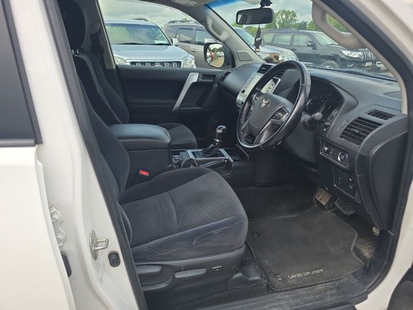 Toyota Land Cruiser GX LWB Auto  204Bhp 364456427