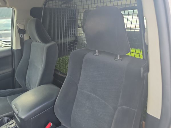 Toyota Land Cruiser GX LWB Auto  204Bhp 364456422