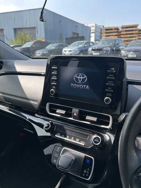 Toyota Aqua New shape 364475049