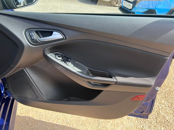 FORD FOCUS ST LINE 364478805