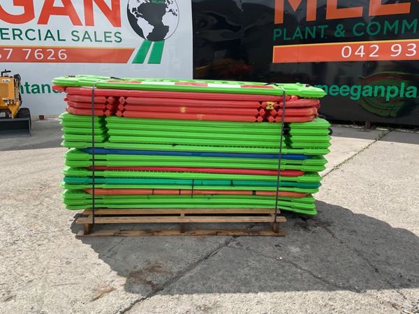 PEDESTRIAN SAFETY BARRIERS....(21) . 364479444