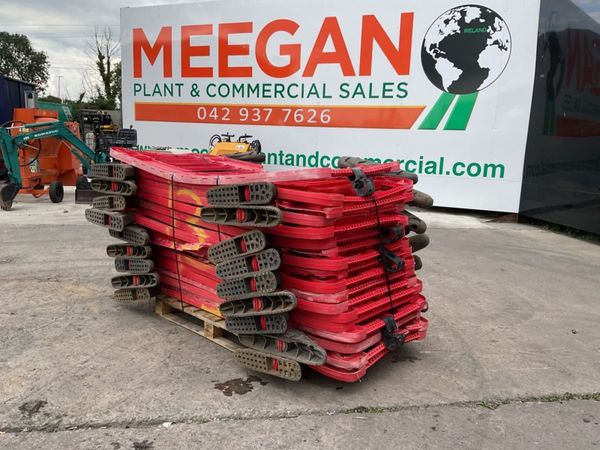 PEDESTRIAN SAFETY BARRIERS..13. 364487524