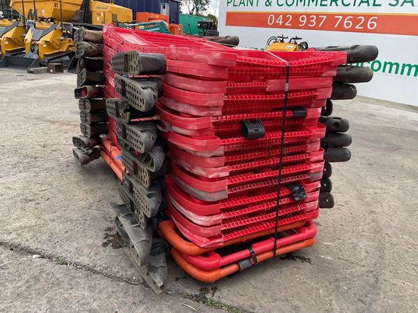 PEDESTRIAN SAFETY BARRIERS.........11. 364482591