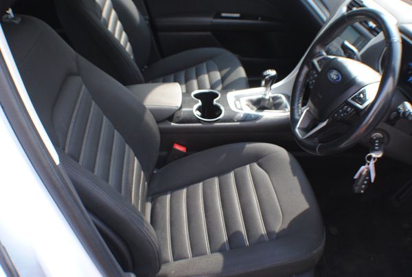 Ford Mondeo  1.6 TDCI 4DR SALOON 2015 364524505