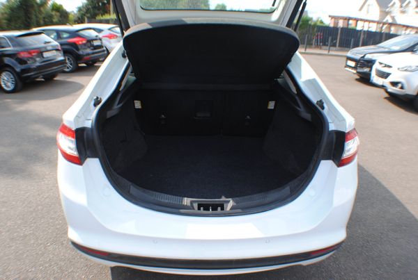 Ford Mondeo  1.6 TDCI 4DR SALOON 2015 364524511