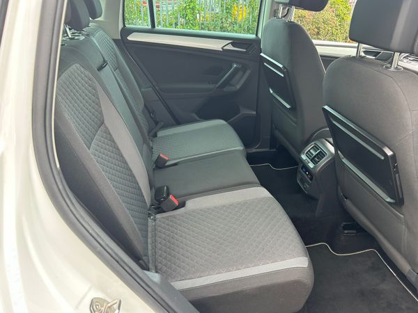 Volkswagon  Tiguan 2:0 diesal 364536879