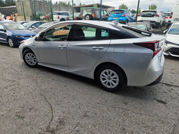 2020 Toyota Prius Hybrid Automatic 364539122