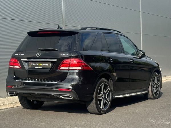 Mercedes-Benz GLE250d AMG Premium 364543379