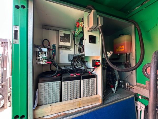 23 x 9 ECO WELFARE UNIT , generator , toilet .... 364550571